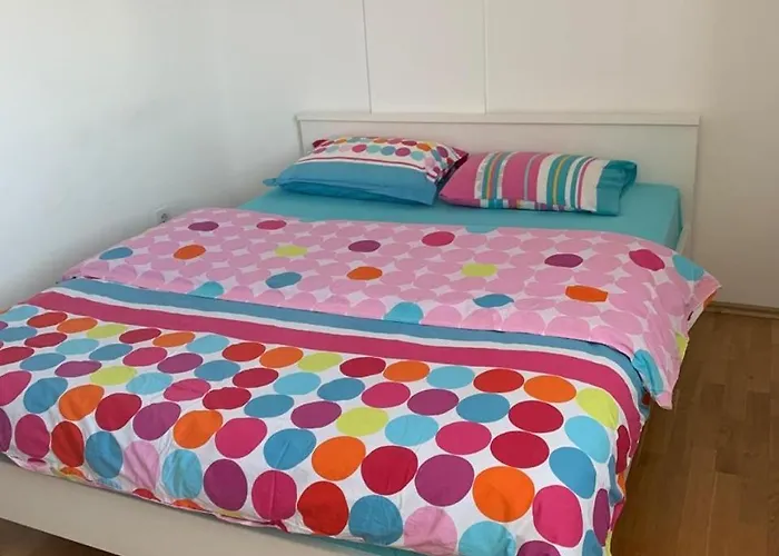 Luxhome Of Senter Apartment *